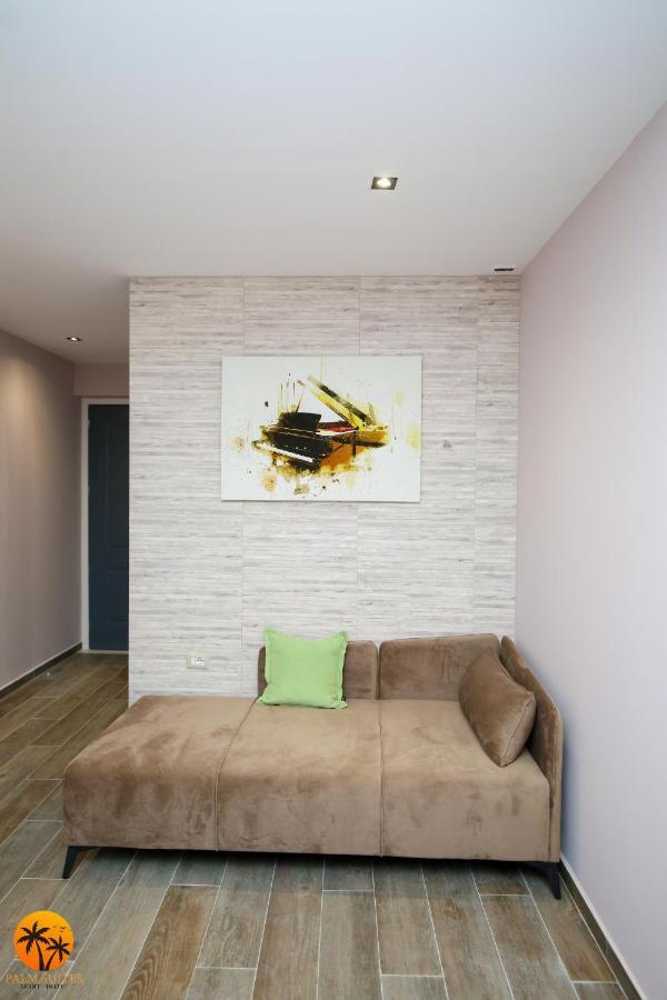 Palm Suites Apartment-Suite Vlorë Esterno foto