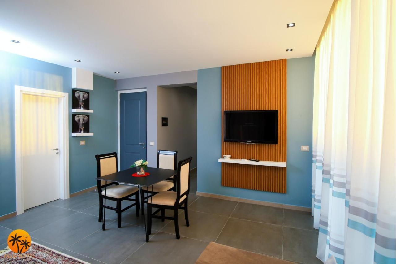 Palm Suites Apartment-Suite Vlorë Esterno foto
